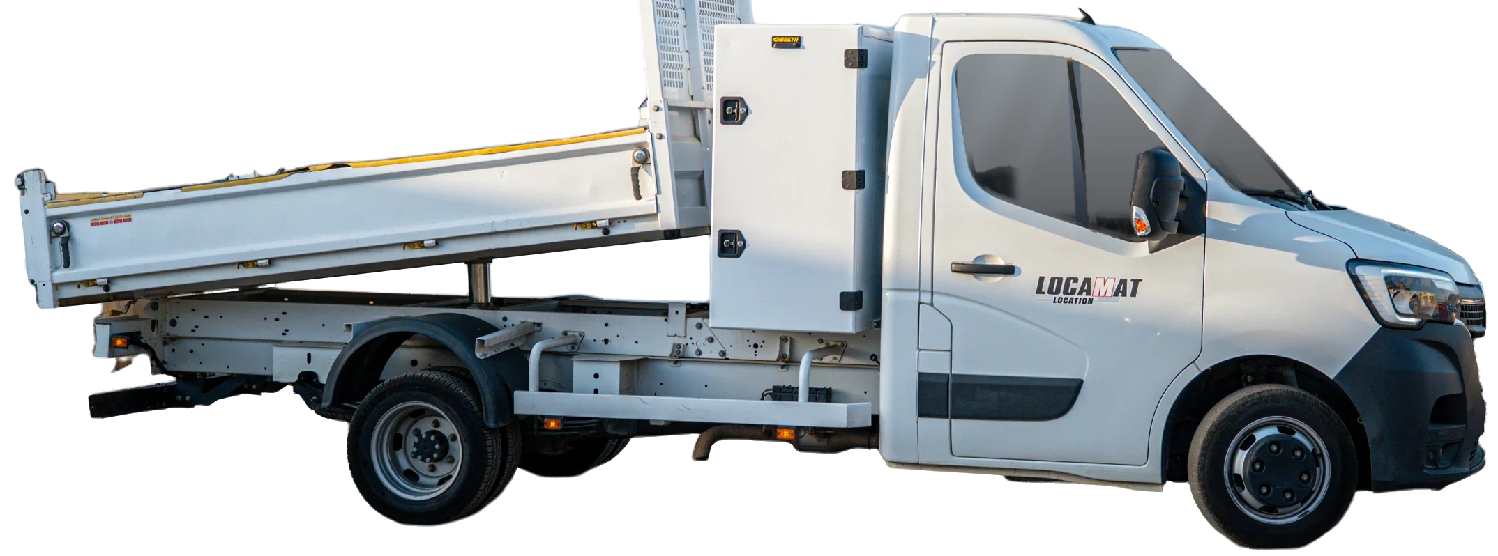 Camion benne 3,5 tonnes Locamat, de profil